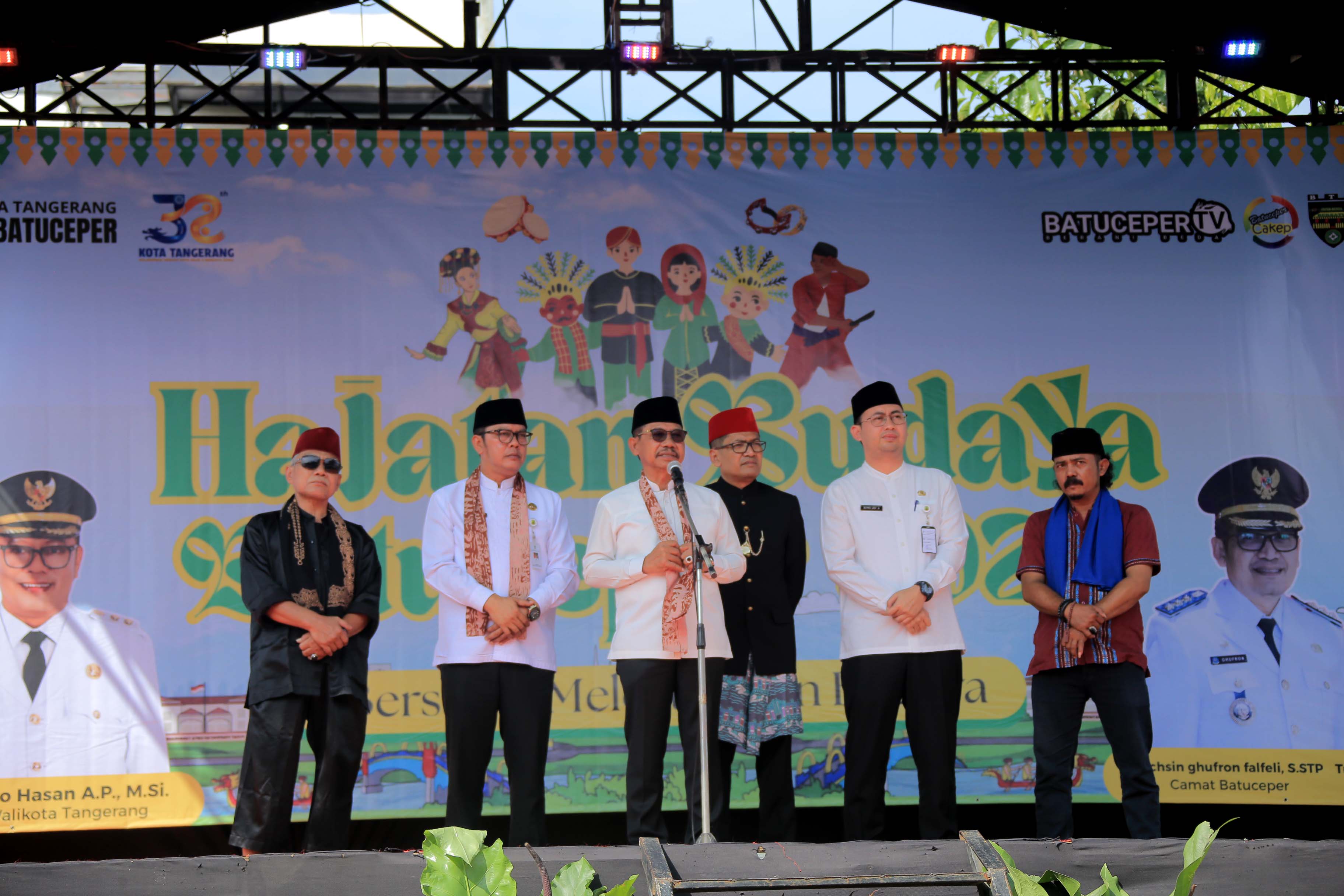 hajatan-budaya-batuceper-2025-resmi-dibuka-wali-kota-yuk-ramein-batuceper