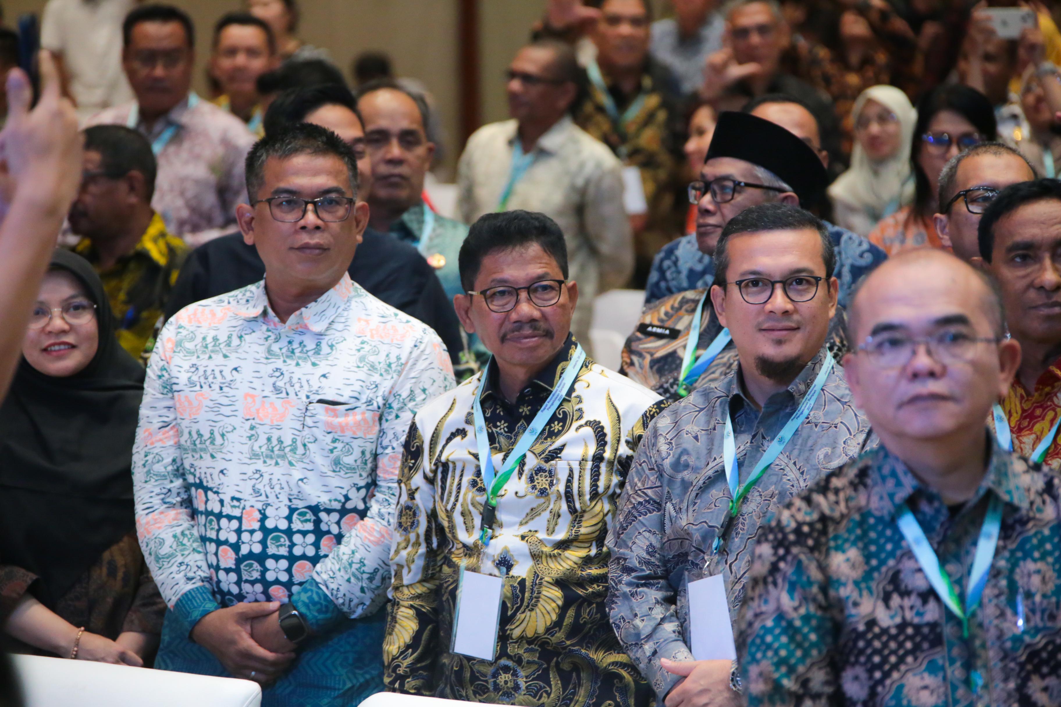 hadiri-rakornas-pengelolaan-sampah-sachrudin-tegaskan-komitmen-transformasi-sampah-jadi-energi