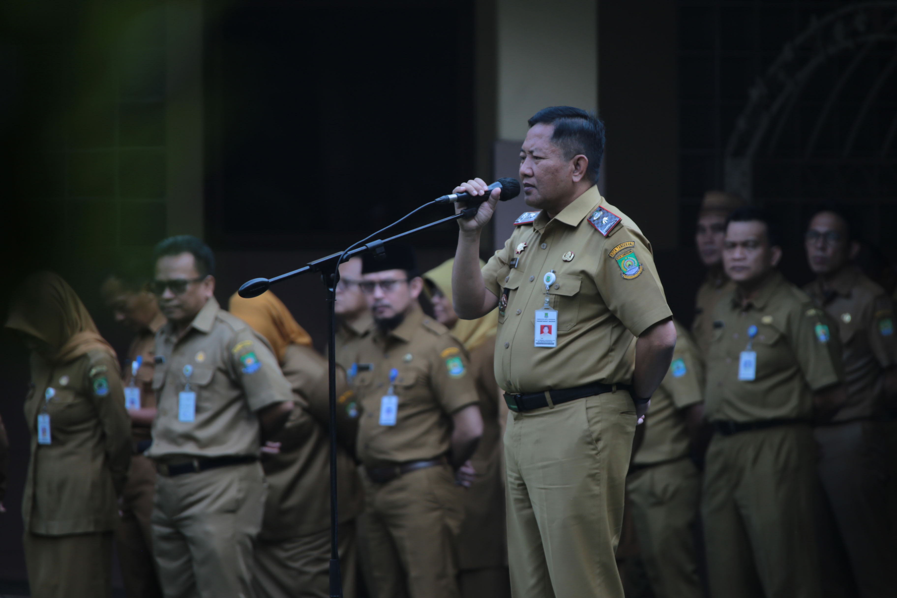 sekda-apresiasi-pedagang-yang-mulai-tempati-kios-baru-ajak-masyarakat-ramaikan-pasar-anyar