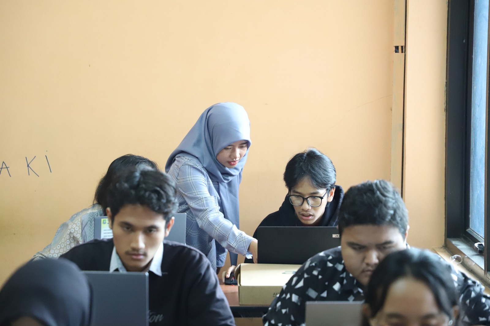 cetak-calon-desainer-andal-blk-kota-tangerang-gelar-pelatihan-desain-grafis-dan-digital-printing
