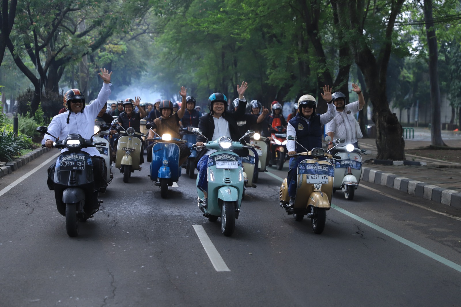 ratusan-scooterist-turut-ramaikan-festival-al-a-zhom-ke-12-di-kota-tangerang