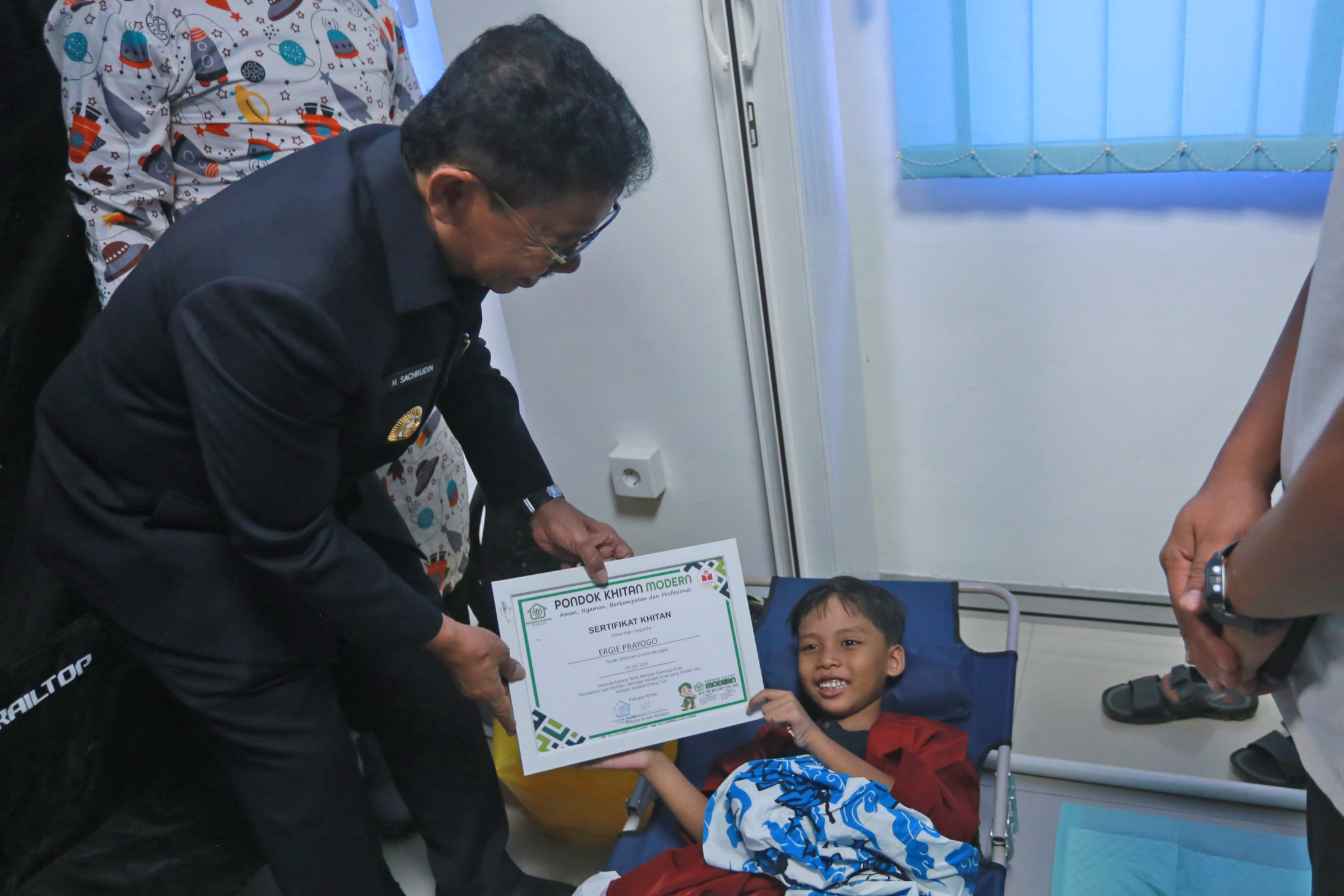 lewat-sunatan-massal-wali-kota-ajak-dunia-usaha-aktif-dalam-program-sosial-berkelanjutan