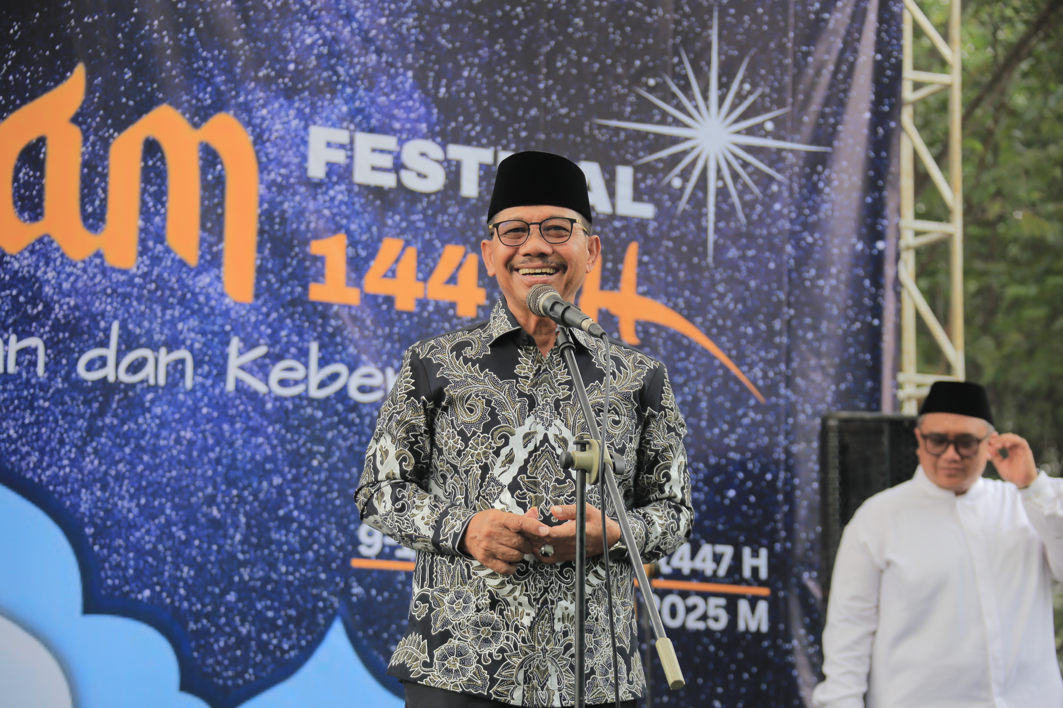 buka-festival-muharram-sachrudin-wujud-nyata-semangat-hijrah-sosial-dan-guyub-warga