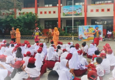 dpad-kota-tangerang-hadirkan-dunia-literasi-di-sdn-tangerang-4-terapkan-budaya-baca-sejak-dini