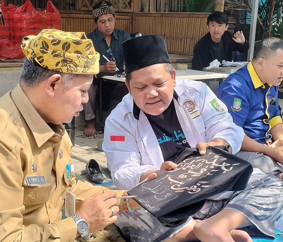 dpad-kota-tangerang-dorong-literasi-kreatif-melalui-pelatihan-melukis-kaos-di-cibodas