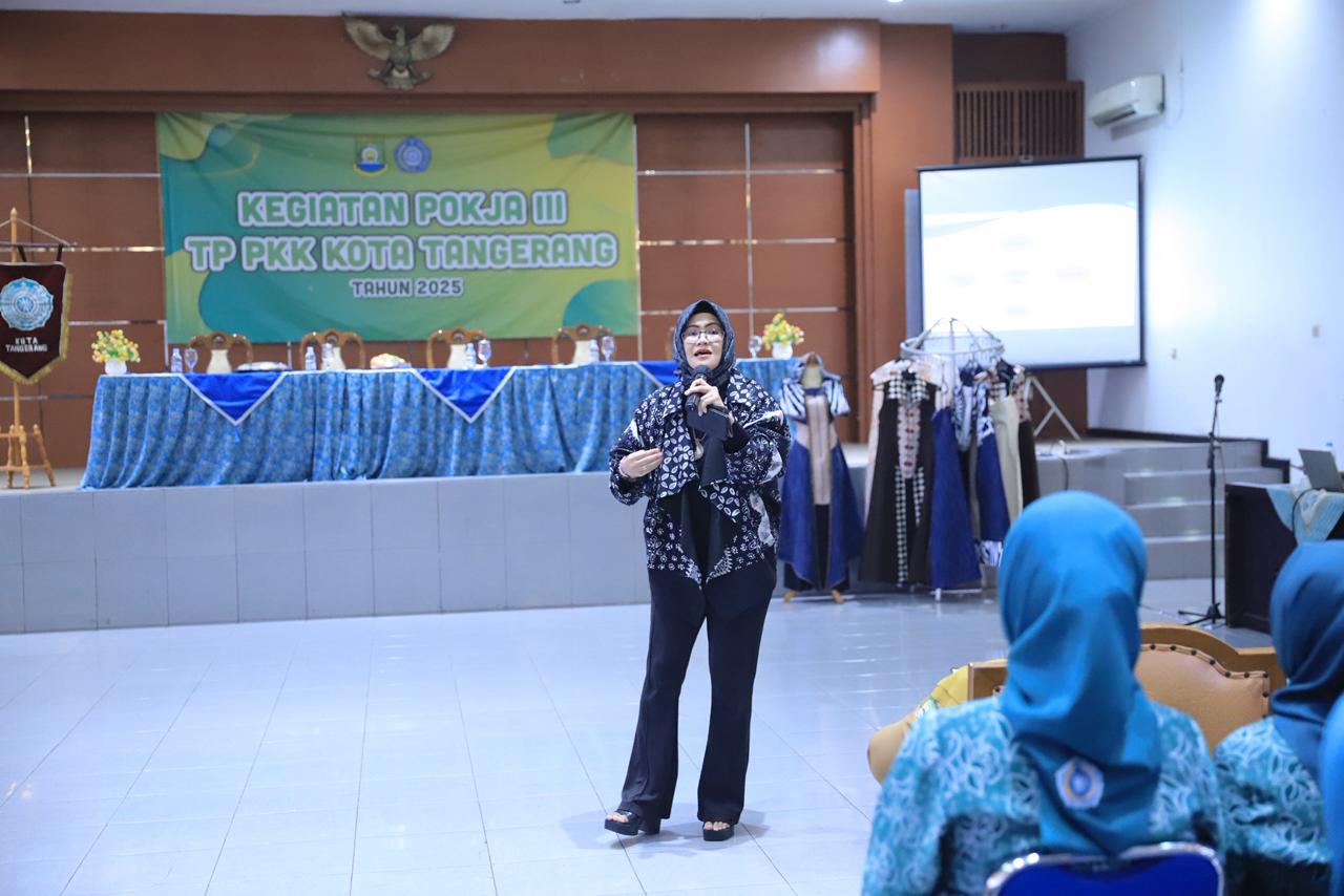 pkk-kota-tangerang-ajak-masyarakat-bangun-identitas-diri-lewat-etika-berbusana