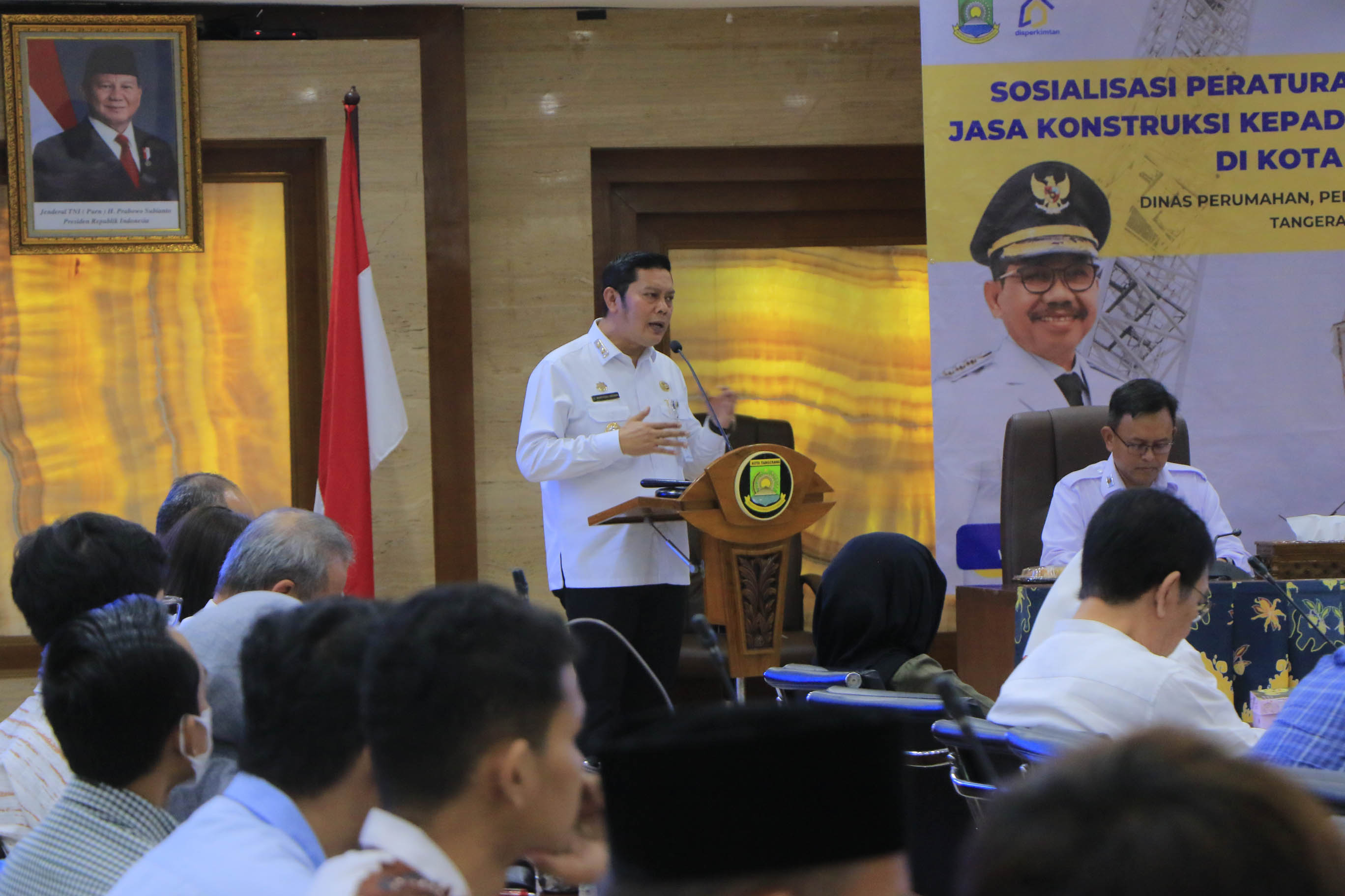 buka-sosialisasi-jasa-konstruksi-maryono-pembangunan-harus-taat-aturan-bukan-sekadar-cepat-selesai