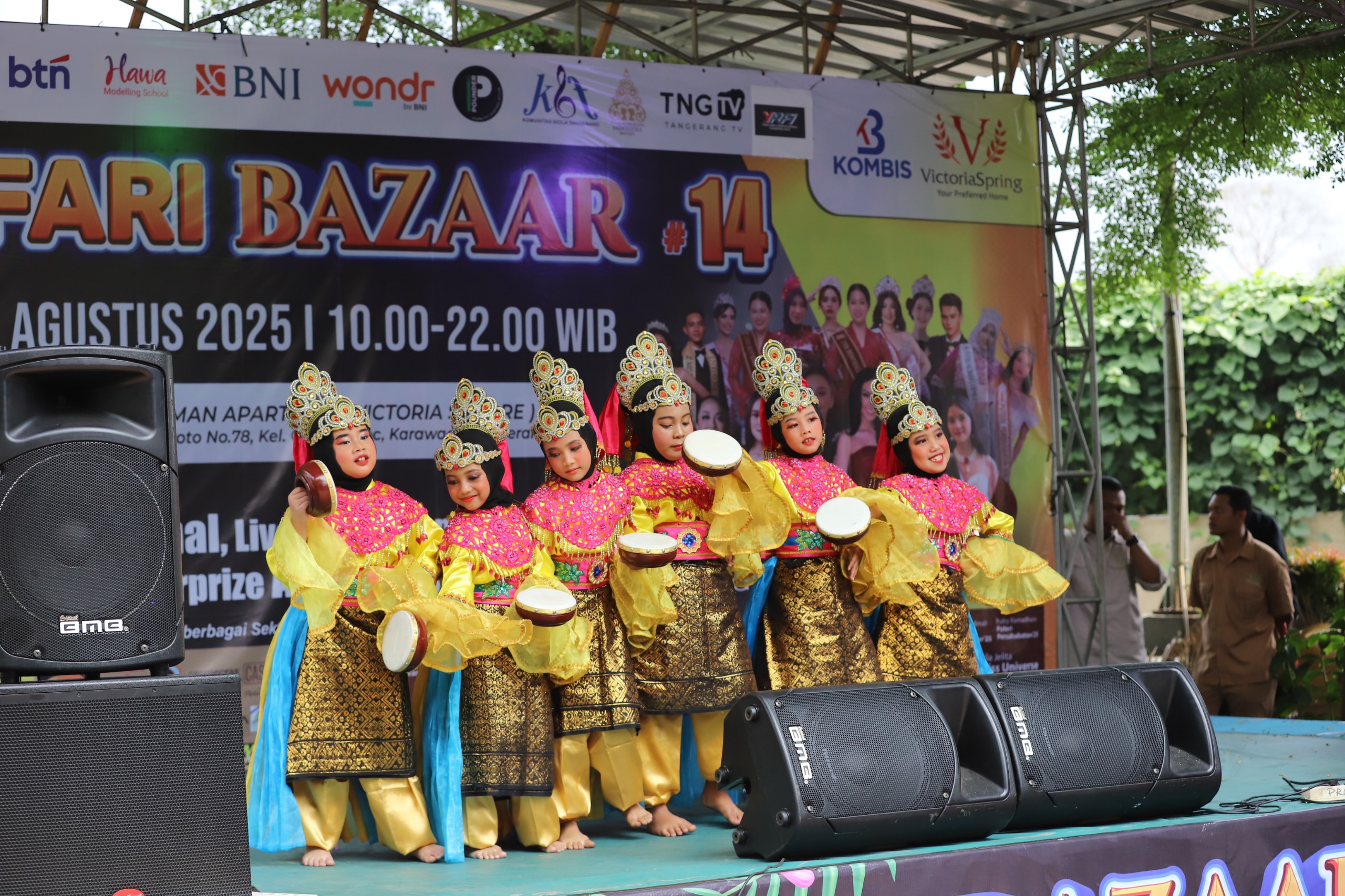 libatkan-sederet-komunitas-safari-bazar-victoria-square-kota-tangerang-ramai-diserbu-ribuan-pengunjung