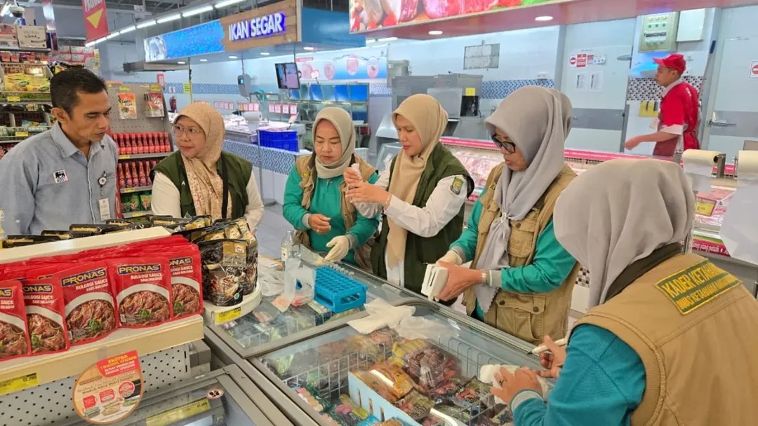 dkp-kota-tangerang-lakukan-pembinaan-dan-pengawasan-pangan-segar-di-supermarket