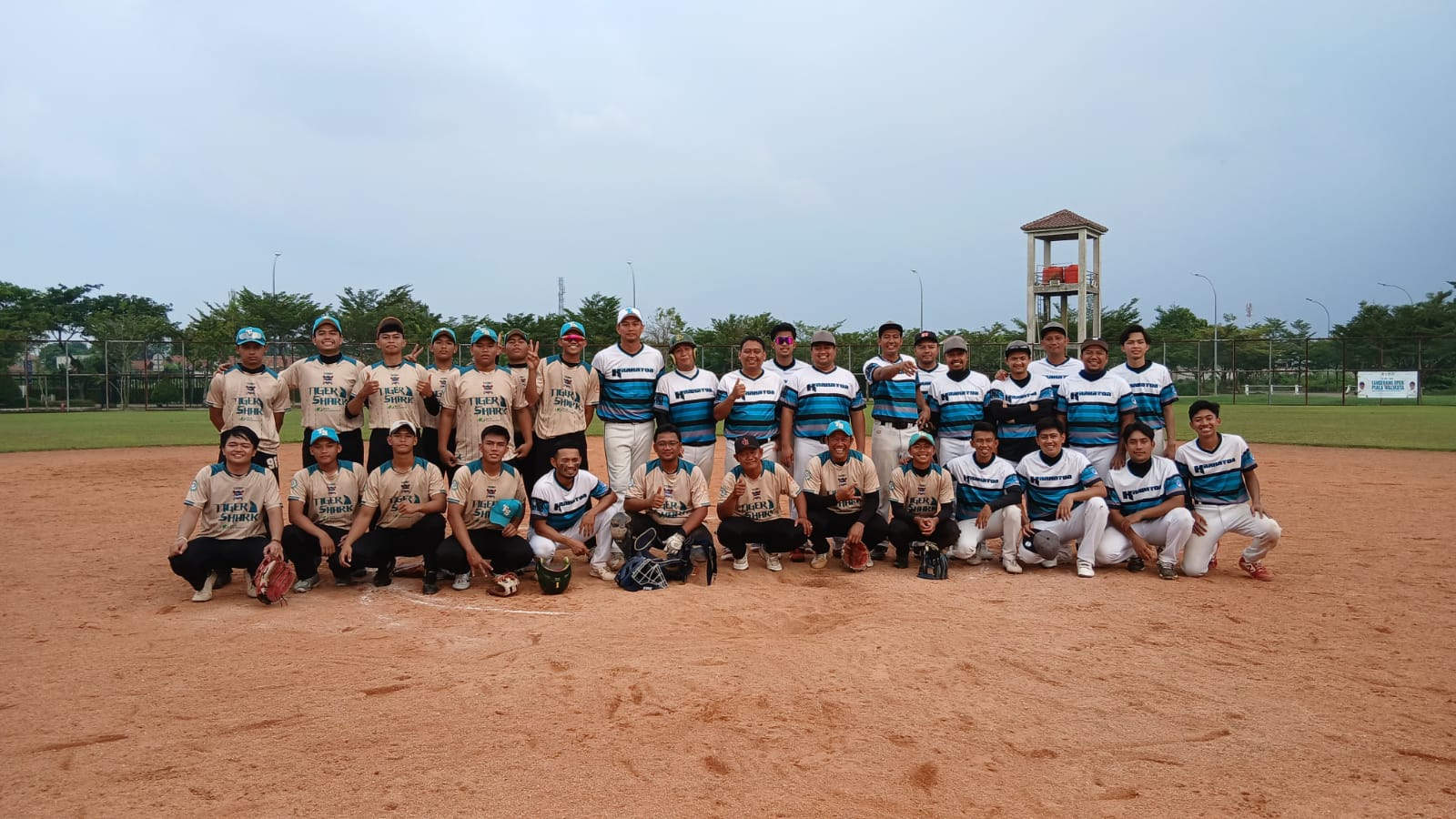 dispora-kota-tangerang-apresiasi-prestasi-klub-softball-tigershark-juarai-piala-wali-kota-tangerang-2025