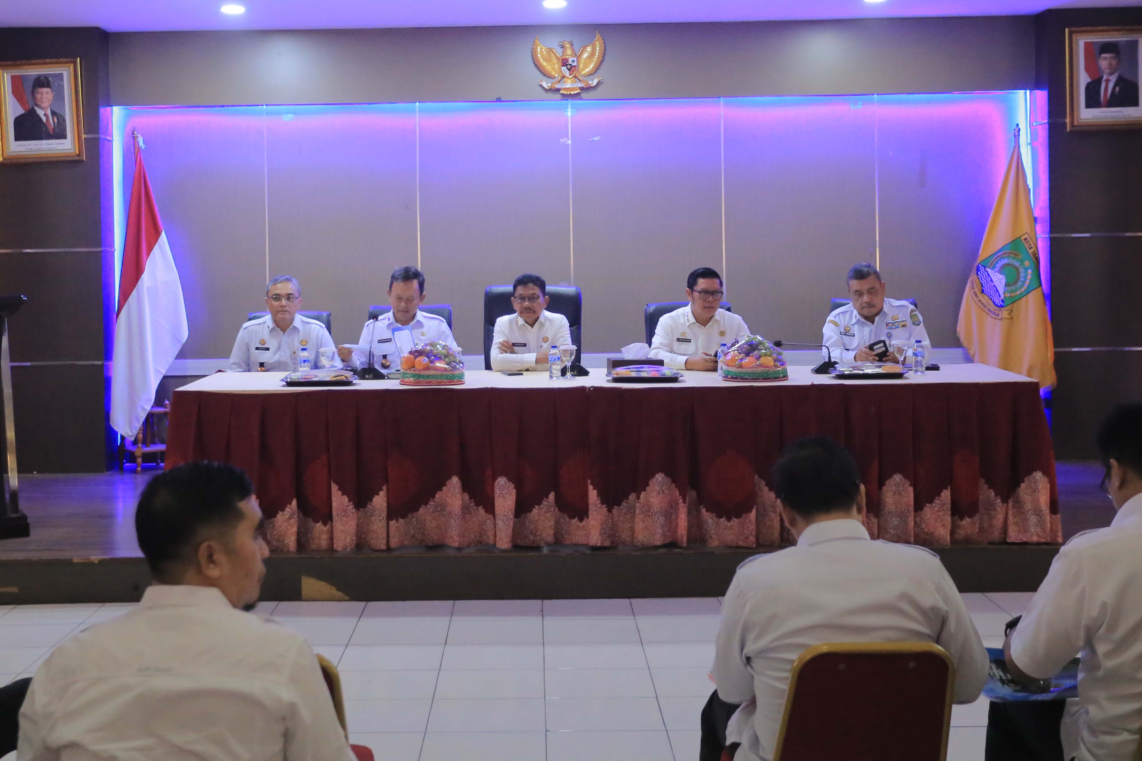 rapat-pd-pasar-sachrudin-wujudkan-transformasi-pasar-jadi-penggerak-ekonomi-warga