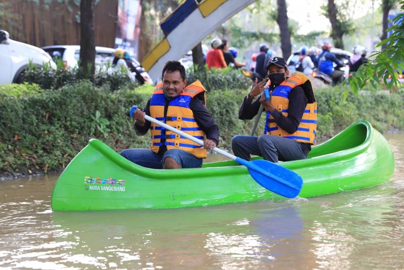 Satu perahu kano bisa dinaiki 2-3 orang